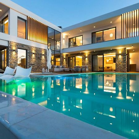 Wave Villa, Beach Front Retreat, By Thinkvilla Panormos  Luaran gambar