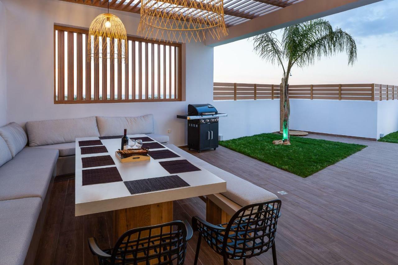 Wave Villa, Beach Front Retreat, By Thinkvilla Panormos  Luaran gambar