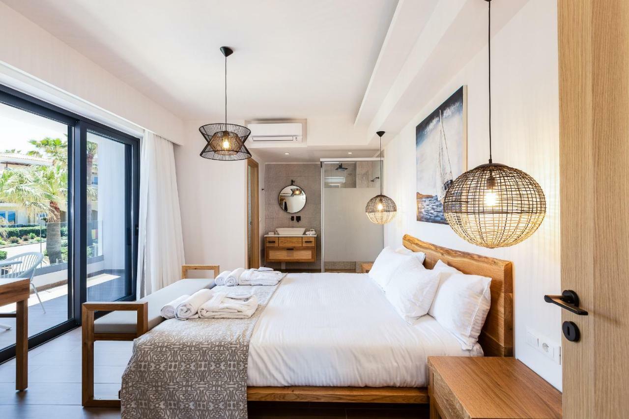 Wave Villa, Beach Front Retreat, By Thinkvilla Panormos  Luaran gambar